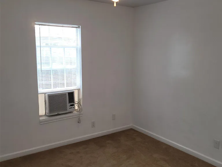 5103 Willow Glen Dr — Photo 18