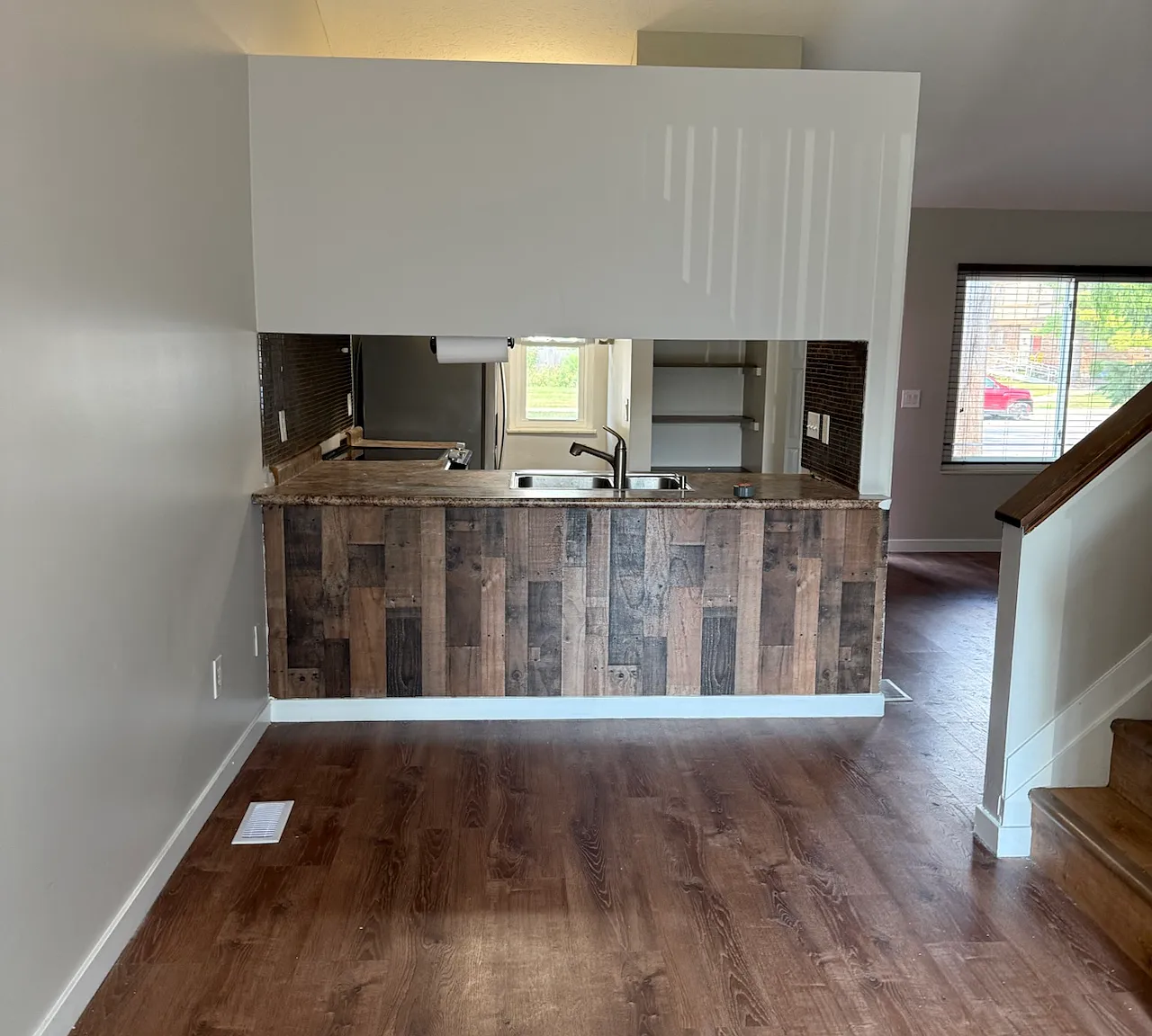 2 bed, 1250 sqft, $2,200 — Photo 4