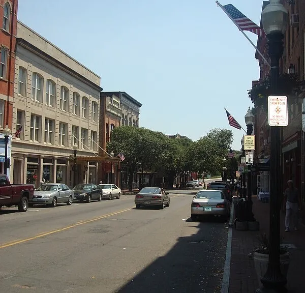 45 Maple St #4J — Photo 29
