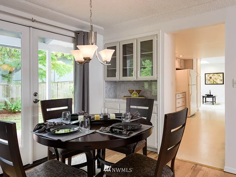 13807 NE 76th St — Photo 9