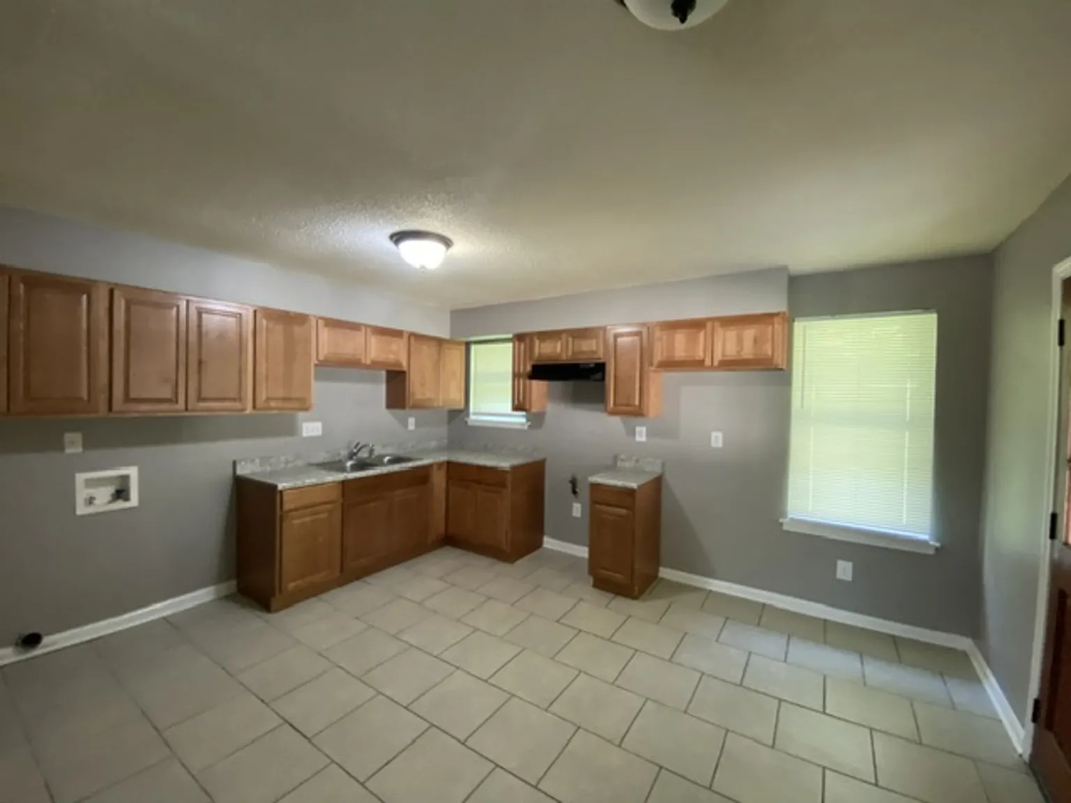 5303 Bitter Creek Dr — Photo 4