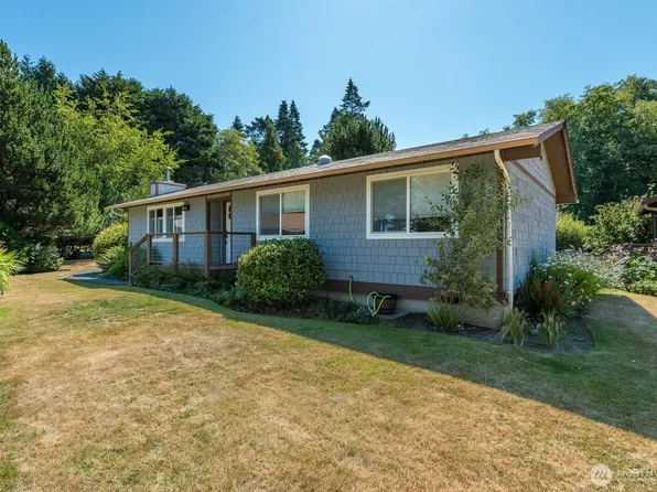 1607 NE Parker Road, Coupeville, WA 98239