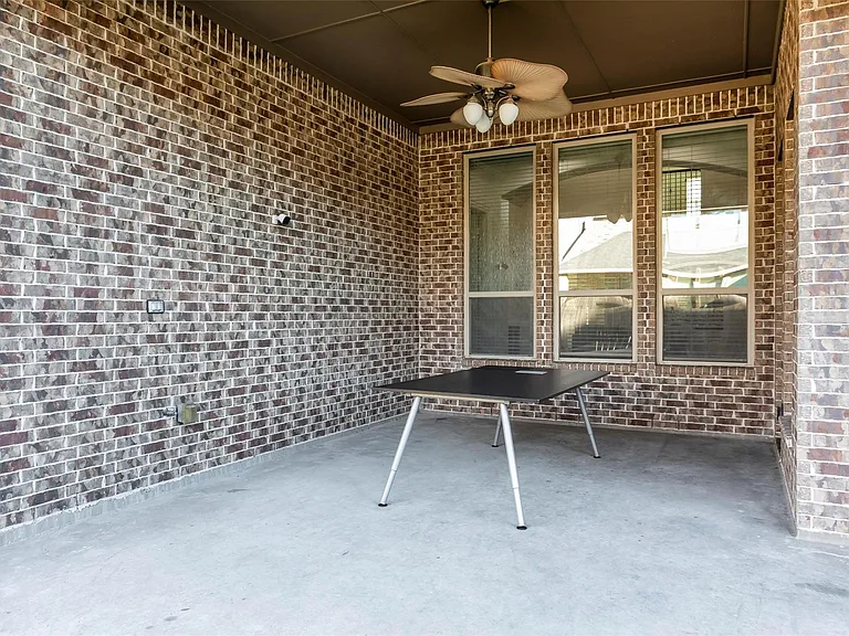 29110 Davenport Dr — Photo 42