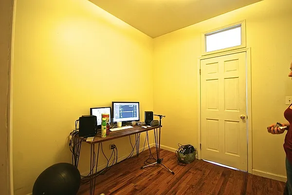 Rented by Rental Solutions Inc | media 10