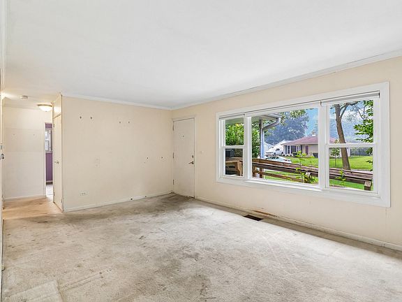 4th image of 2206 Hawk Ln