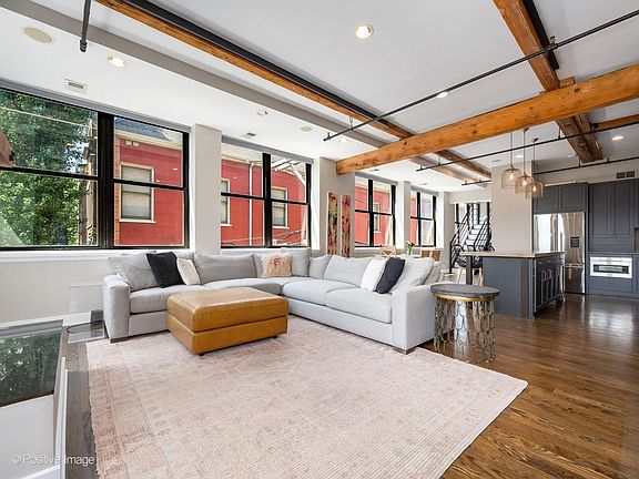 2nd image of 1101 W Armitage Ave APT 205