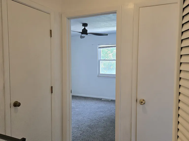 5946 Deerwood Ct — Photo 18