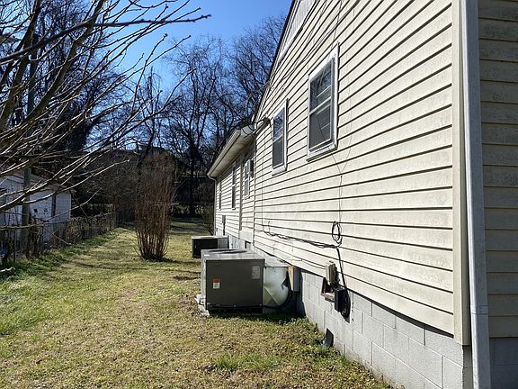 3rd image of 51 Glenrose Ave