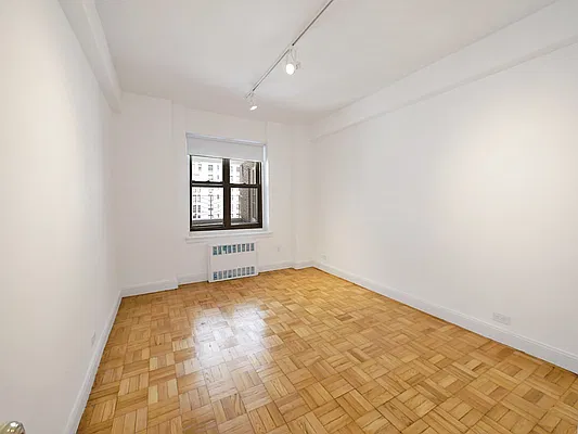 Rented by Rachel Realty | media 9