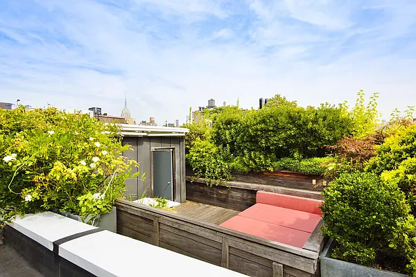 Sold by Town Residential | media 13