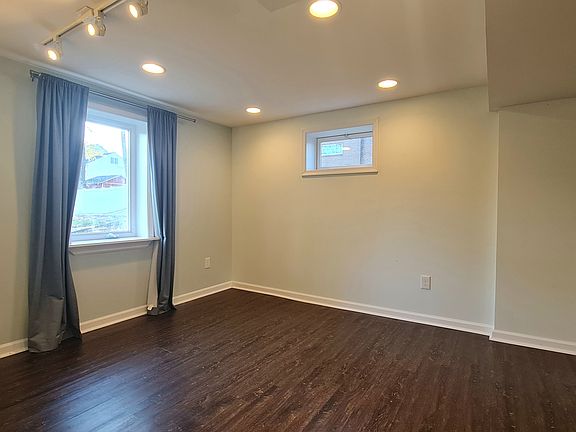 4th image of 4931 Birch Ln