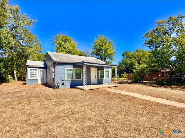 1007 Capps St, Marlin, TX 76661