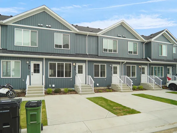 1009 Cy Becker Rd NW #118, Edmonton, AB T5Y 4A3
