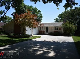 1912 S 77th St, Lincoln, NE 68506