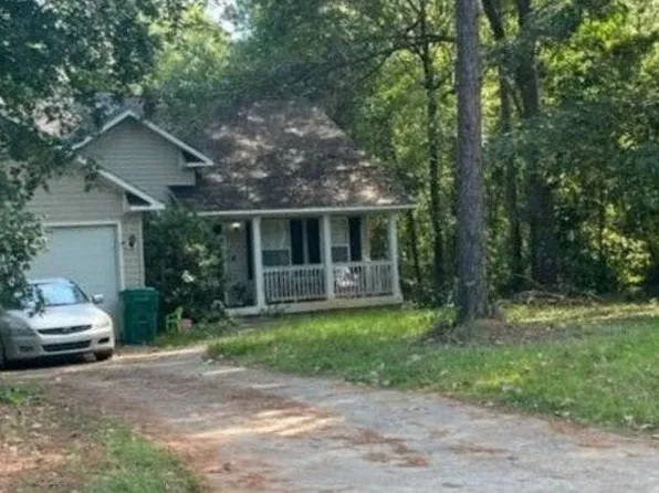 303 Nelson Rd NW, Milledgeville, GA 31061