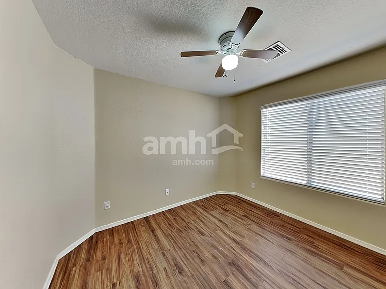 25788 W Nancy Ln — Photo 9