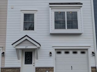 41 W Duck St, Front Royal, VA 22630