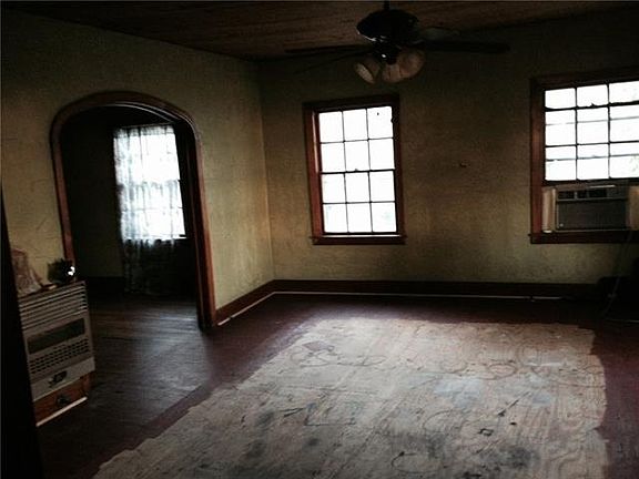 4th image of 503 N Bois Darc Ave