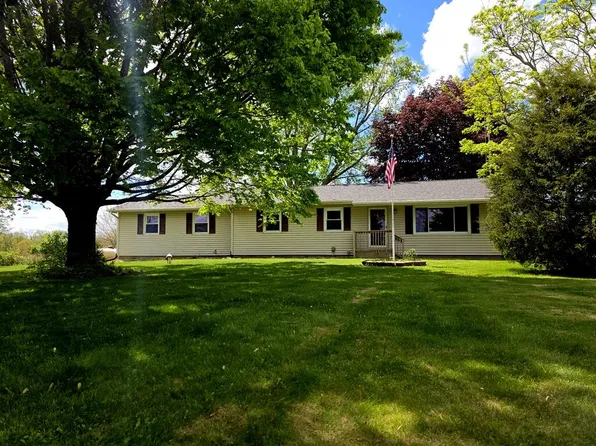 512 Athens Rd, Sherwood, MI 49089