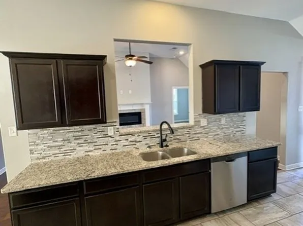 8919 Glen Xing, Olive Branch, MS 38654