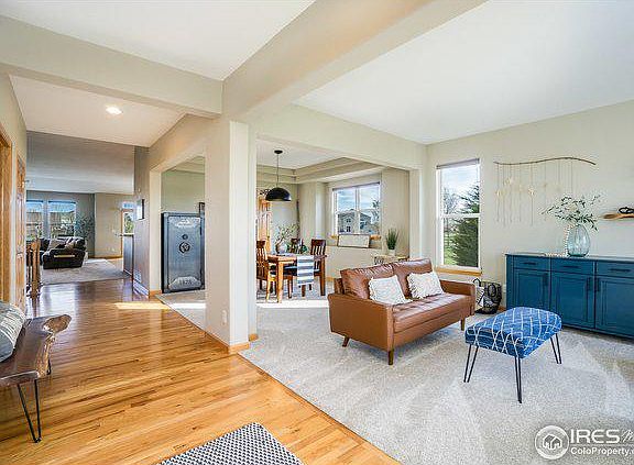 5th image of 4480 Meadowlark Dr