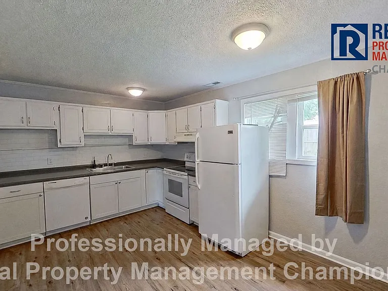 101 N Glen Ct — Photo 5