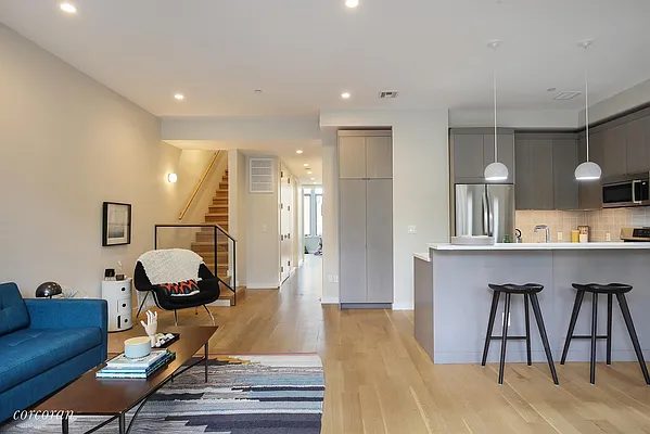 Sold by Corcoran | media 14