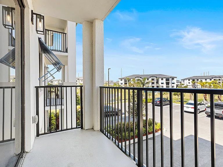 Cortland Royal Palm Beach — Photo 18