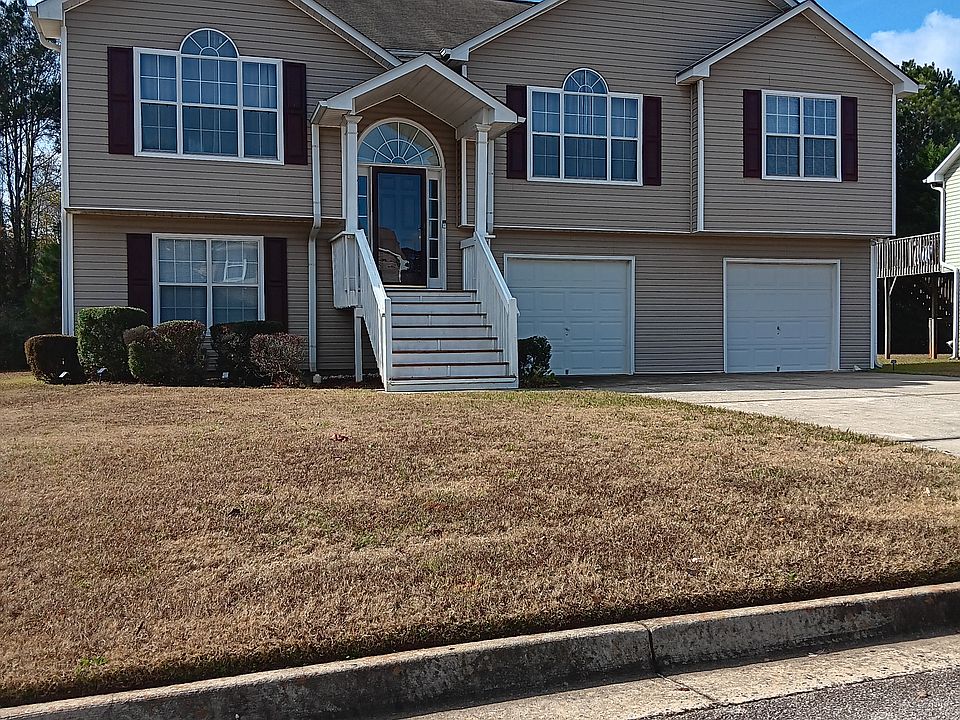 2nd image of 10669 Day Lily Dr