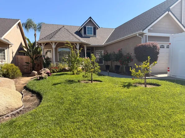 2877 E Jon Dr, Fresno, CA 93720