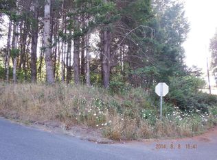 152 Humboldt Loop, Whitethorn, CA 95589