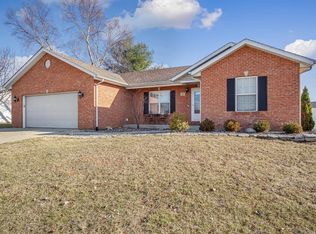 210 Mockingbird Ln, Waterloo, IL 62298