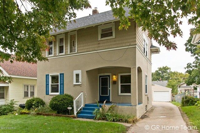2nd image of 11 Dean St NE