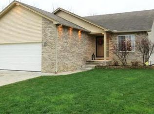 2303 Apple Tree Dr, Burton, MI 48519