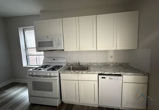 1 bed, 650 sqft, $1,895 — Photo 2