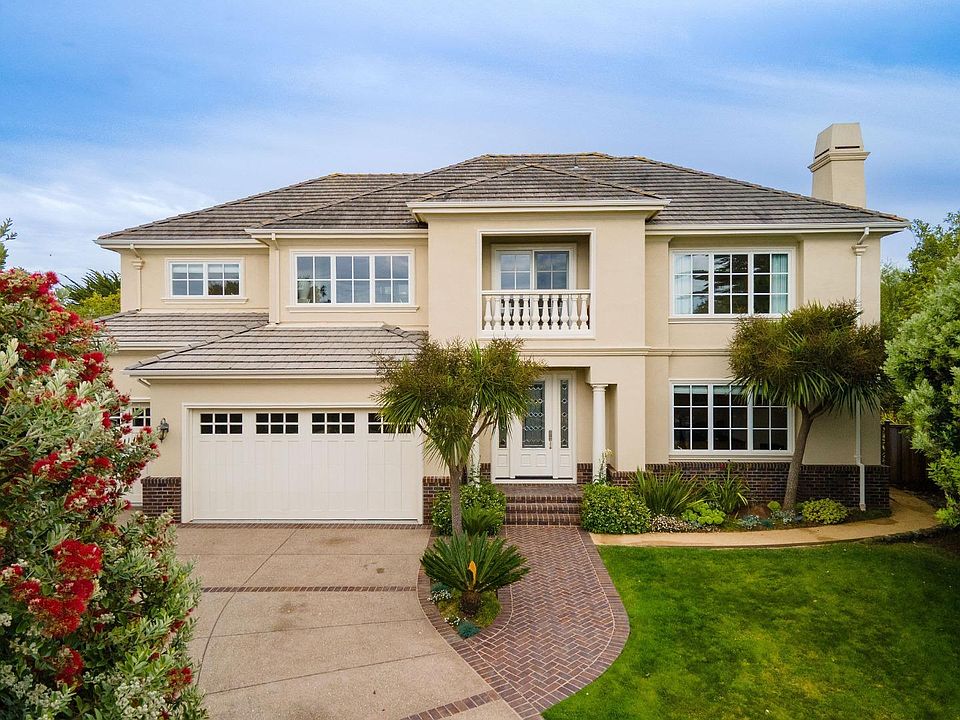 1st image of 128 Spyglass Ln