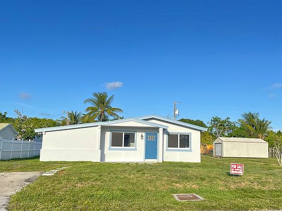 Freshly painted inside & out