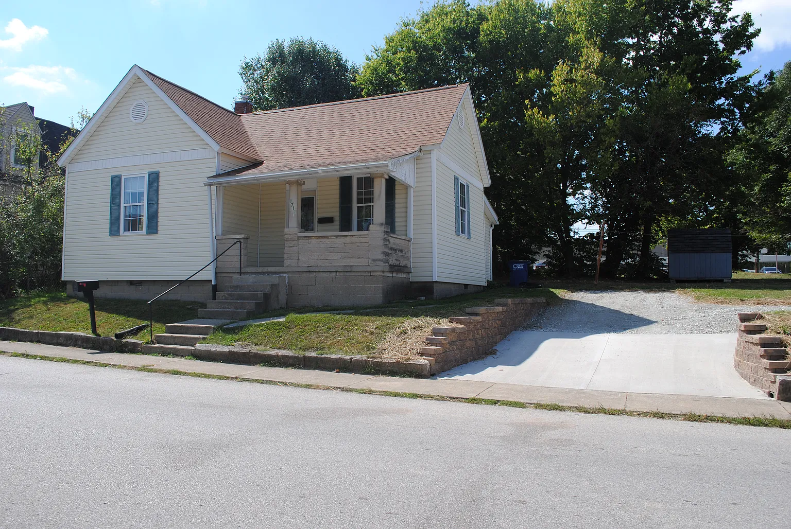 1711 G St photo 1