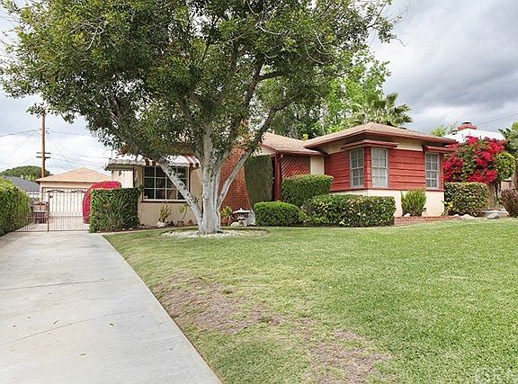 4th image of 2531 La Fiesta Ave