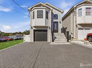 459 Mitchell Pl, Perth Amboy, NJ 08861