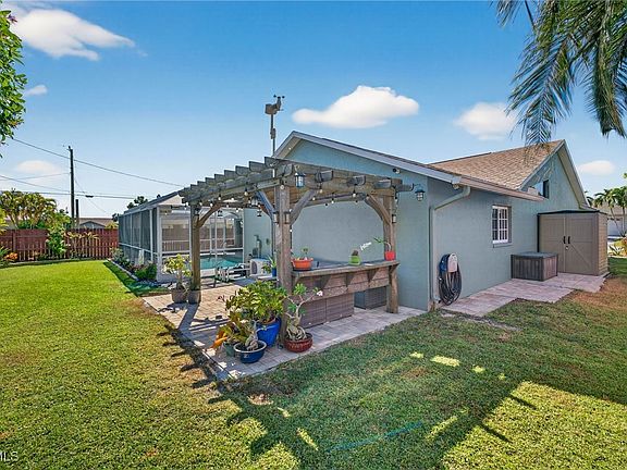 5th image of 127 SE 21st Ave