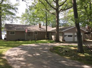 5961 N Bayshore Dr, Irons, MI 49644