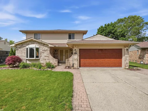 45455 Heatherwoode Ln, Macomb, MI 48044