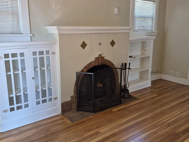 418 Park St — Photo 7