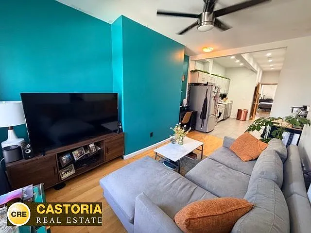231 Frost St #2R — Photo 2