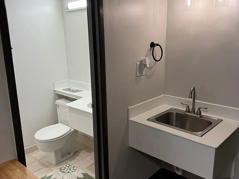 The McCoy at 8035 Apartments - Clive — Photo 19