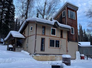 746 Nine Mile Hill Rd, Fairbanks, AK 99712