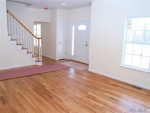 2nd image of 26 Passway Ln