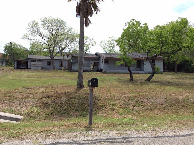 1st image of 7021 Lake View Dr