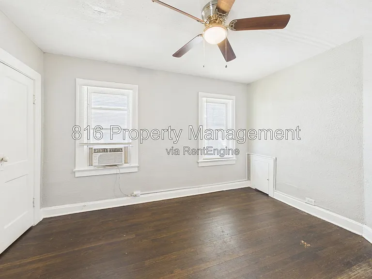 5127 Olive St — Photo 14